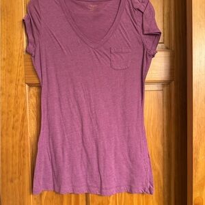 Maurices Mauve V-Neck Short Sleeve Pocket Tee